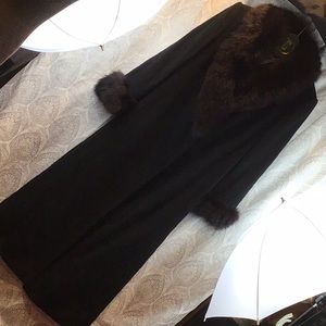 100% LAMBSWOOL FUR COAT SZ 10